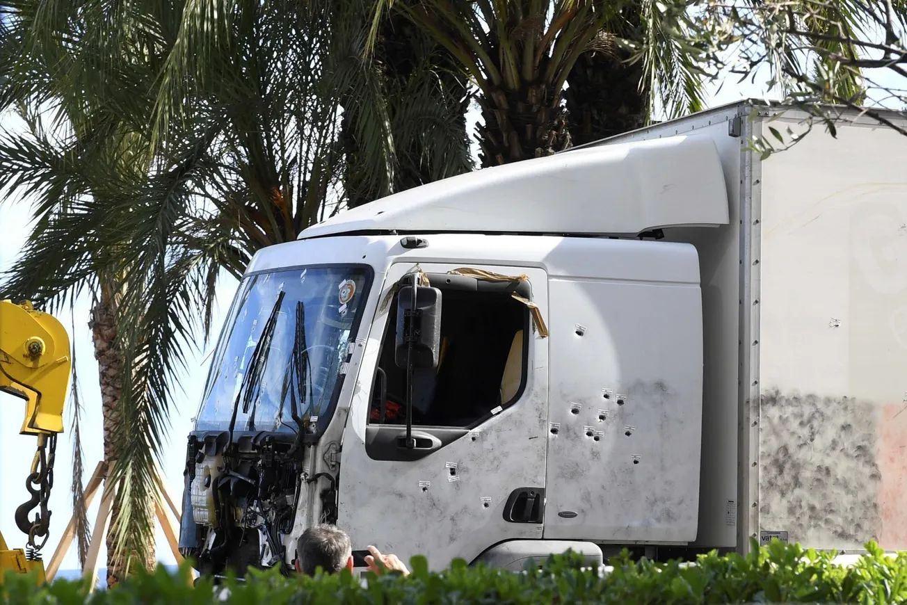 Les dangers d'utiliser son véhicule personnel comme obstacle ou bouclier contre le risque terroriste ou barrer une route