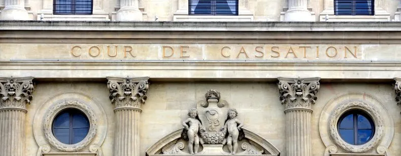 📜🔓 Cour de Cassation: Lumière sur le temps de travail des intervenants alarme